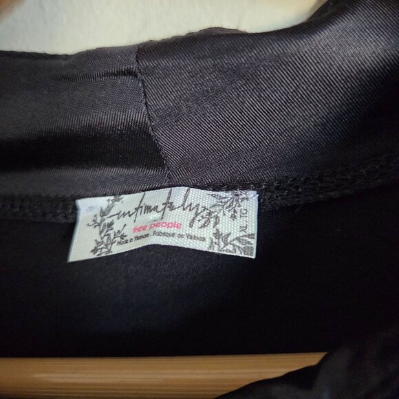 Intimately Free People Straight Up Long Sleeve Mock Neck Top Shiny Black Size XL - Picture 2 of 9